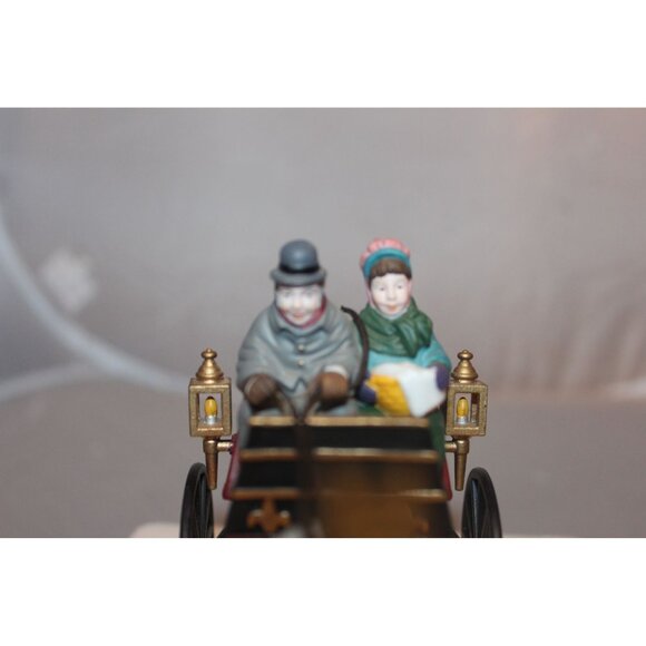 Dept 56 Dickens Village - Red Christmas Sulky - Picture 5 of 7